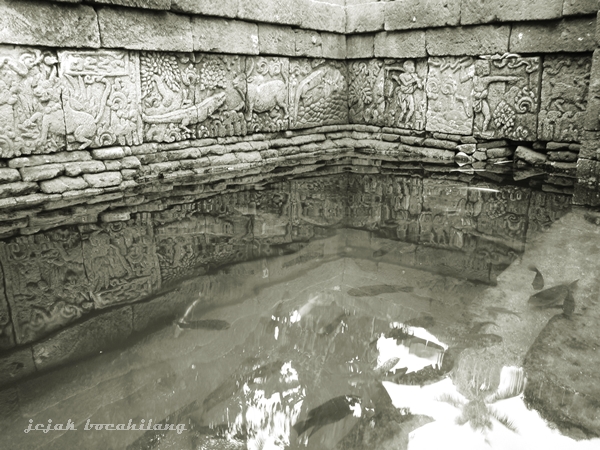 kolam berangka tahun 1337 Saka ( 1415 Masehi )